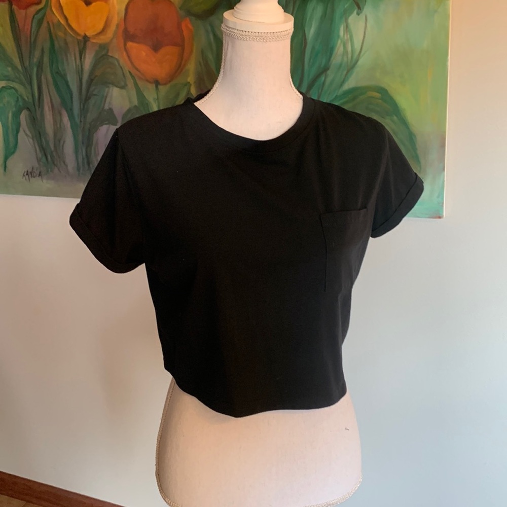 Black Crop T-Shirt